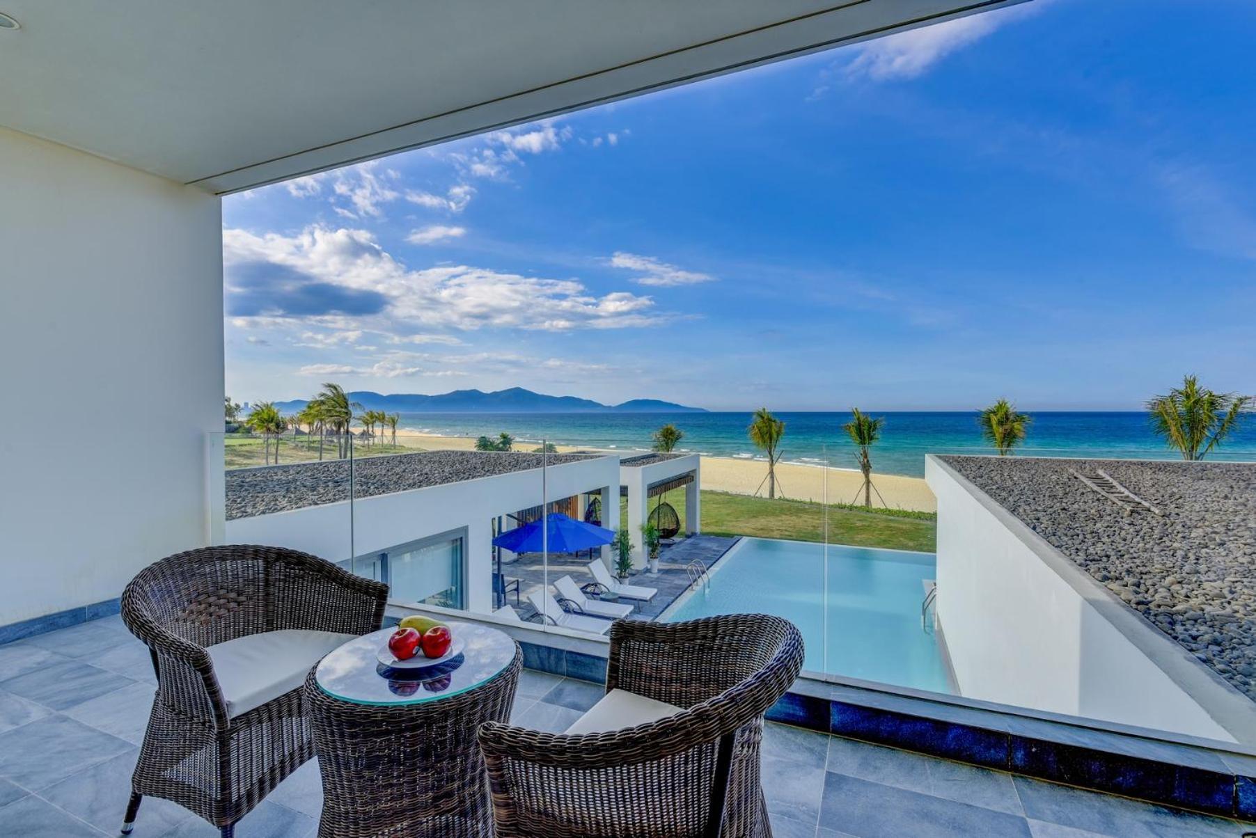 Memories Holiday Beach Villa Da Nang Bagian luar foto