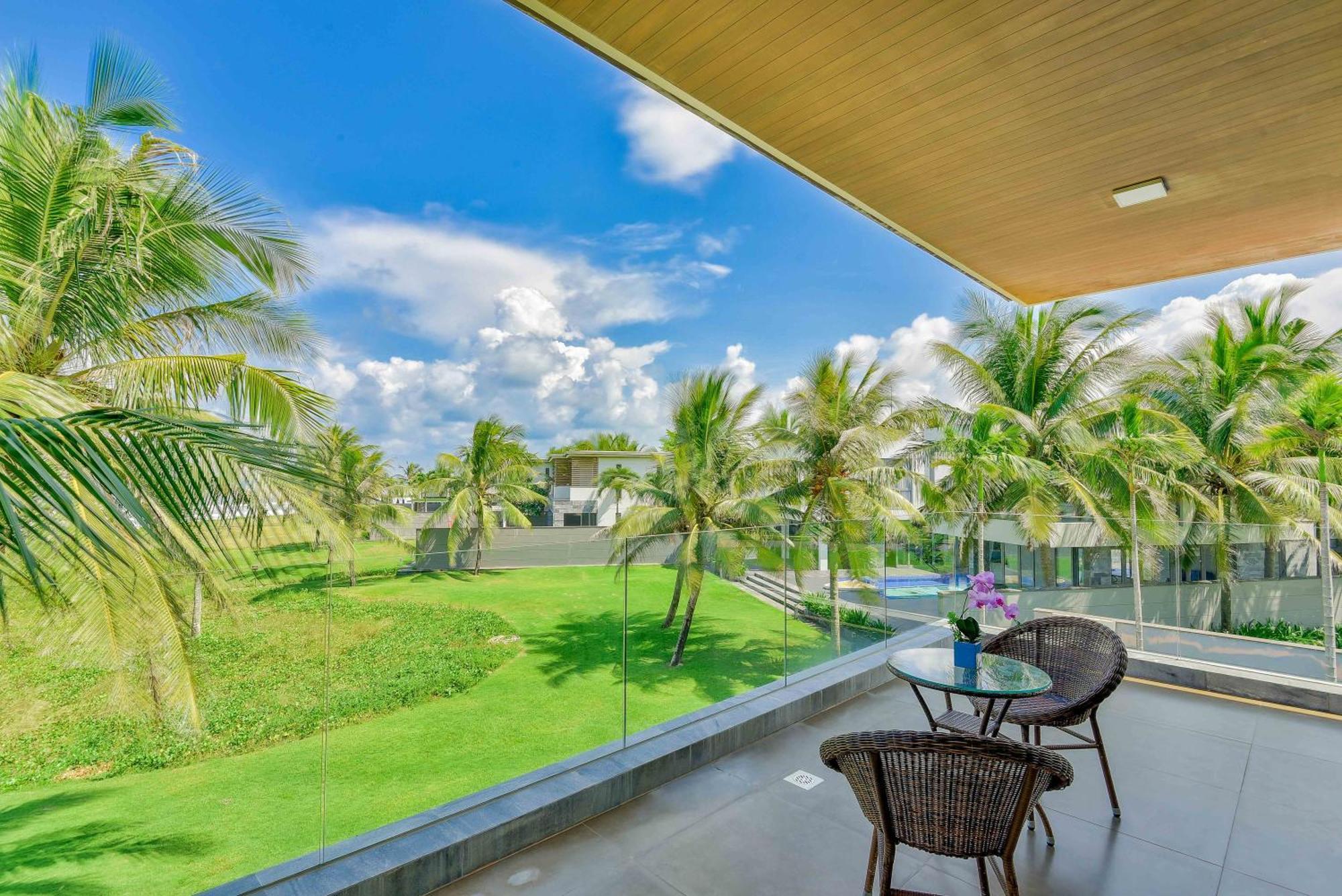 Memories Holiday Beach Villa Da Nang Bagian luar foto